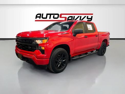 Used 2025 Chevrolet Silverado 1500 Custom w/ Turbomax Blackout Package AWD/4WD image 3
