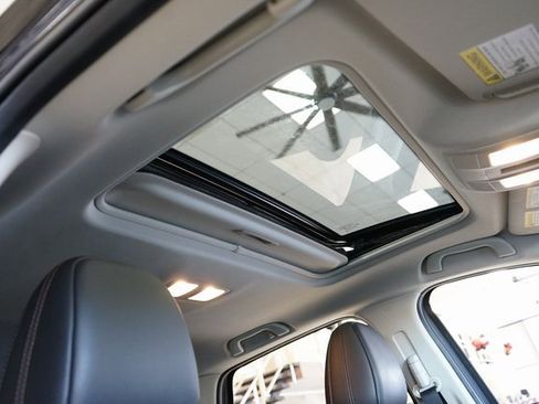 Used 2019 MAZDA CX-5 Grand Touring w/ GT Premium Package image 12