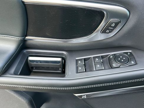 New 2026 Ford Expedition Platinum image 8