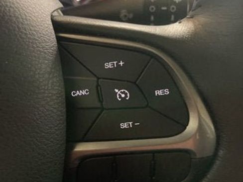 Used 2021 Jeep Renegade Limited AWD/4WD image 16