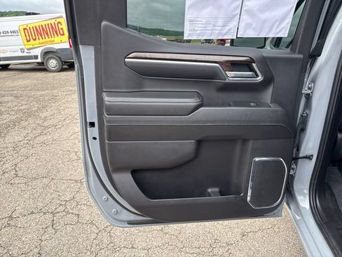 Used 2024 GMC Sierra 1500 Elevation w/ X31 Off-Road Package AWD/4WD image 17