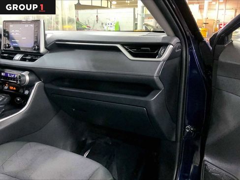 Certified 2021 Toyota RAV4 XLE image 19