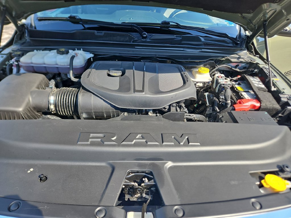 Used 2026 RAM 1500 Laramie AWD/4WD image 22