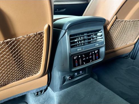 Used 2021 Audi Q7 3.0T Prestige image 16