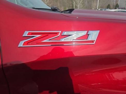 Used 2021 Chevrolet Silverado 1500 LT Trail Boss w/ Convenience Package II image 11