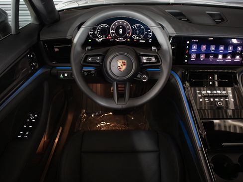 New 2026 Porsche Panamera RWD image 15
