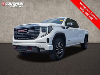 Used 2023 GMC Sierra 1500 AT4 video 3