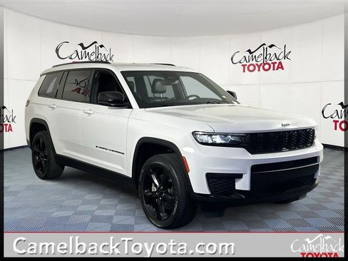 Used 2023 Jeep Grand Cherokee L Laredo AWD/4WD image 1