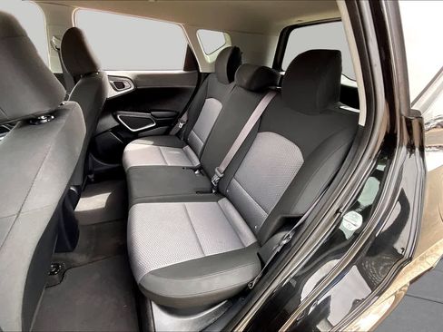 Used 2024 Kia Soul LX w/ Option Group 015 FWD image 19