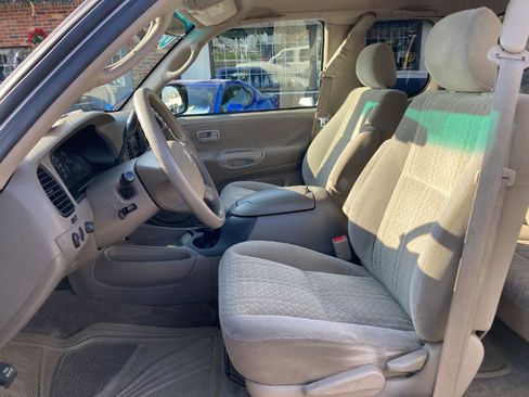 Used 2005 Toyota Tundra SR5 image 9