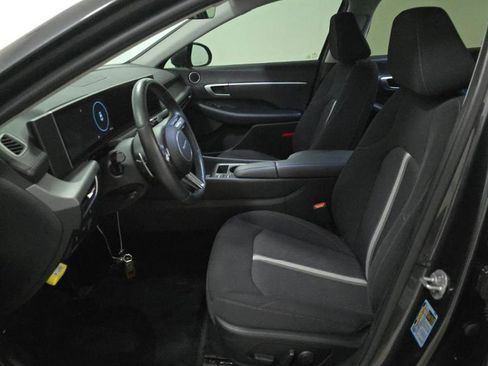 Used 2024 Hyundai Sonata SEL w/ Convenience Package FWD image 10