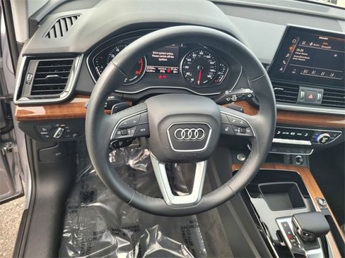 Used 2023 Audi Q5 2.0T Premium w/ Convenience Package image 30