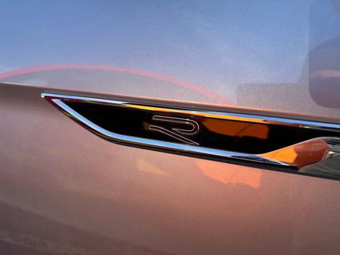 Certified 2024 Volkswagen Atlas SEL Premium R-Line image 4