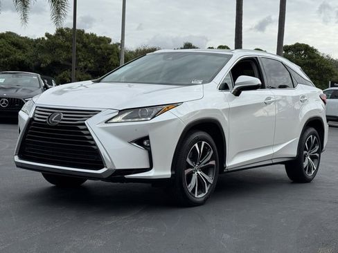 Used 2019 Lexus RX 350 FWD w/ Navigation Package image 4