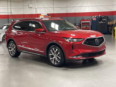 Used 2023 Acura MDX FWD w/ Technology Package image 2