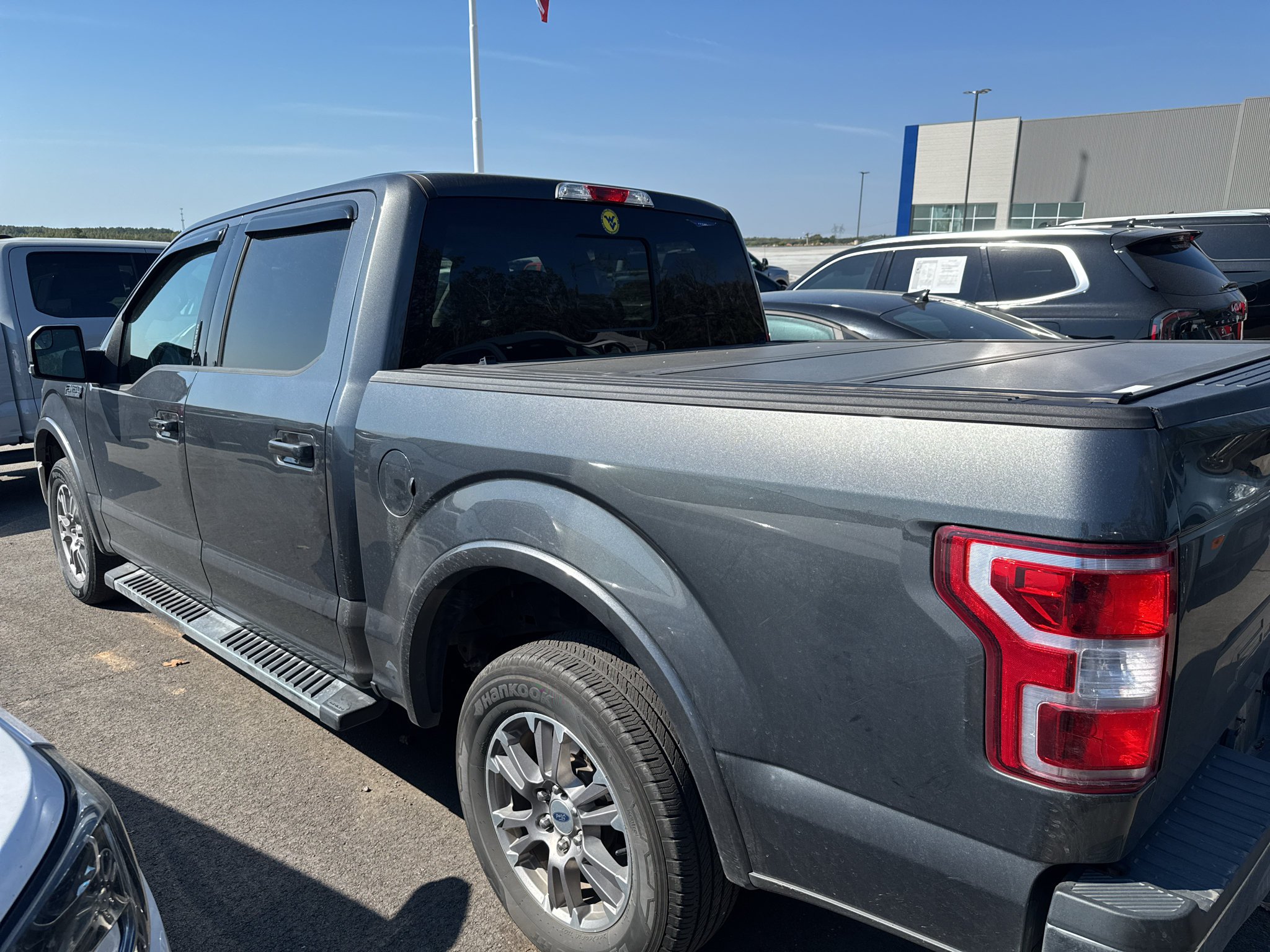 Used 2018 Ford F150 Lariat w/ Trailer Tow Package RWD image 9