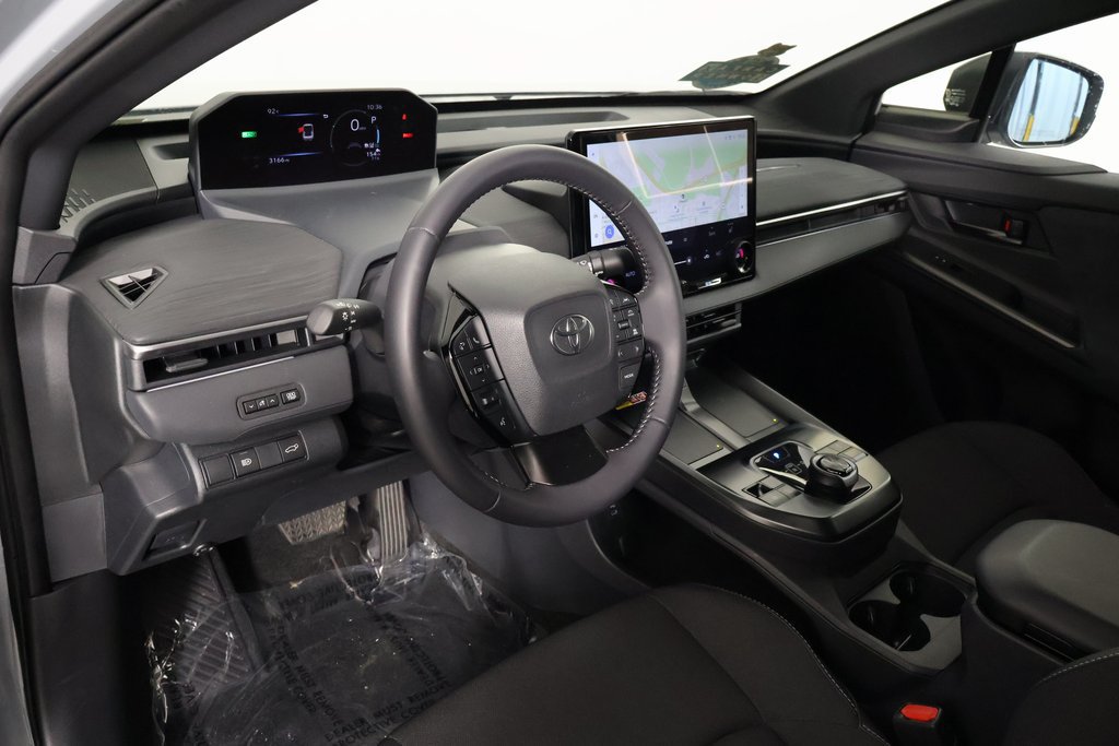Used 2026 Toyota C-HR AWD/4WD image 7