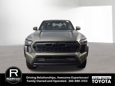 New 2026 Toyota Tacoma TRD Off-Road AWD/4WD image 3