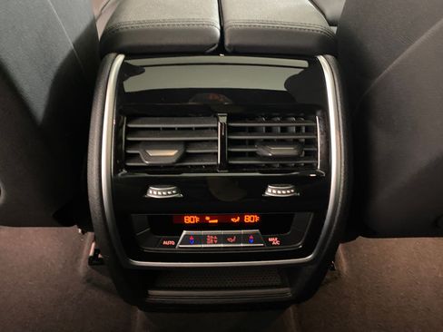 Used 2019 BMW X5 xDrive40i w/ Convenience Package image 30