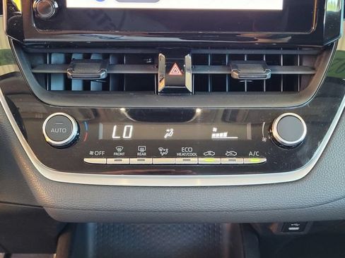 Used 2024 Toyota Corolla LE FWD image 21