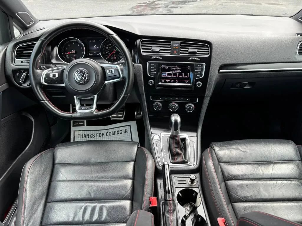 Used 2015 Volkswagen GTI SE w/ Lighting Package (SEL) FWD image 18