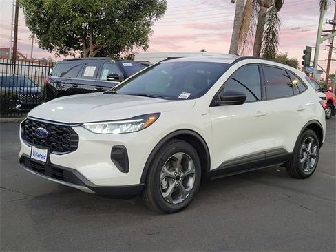 Used 2025 Ford Escape ST-Line w/ Equipment Group 301A image 23