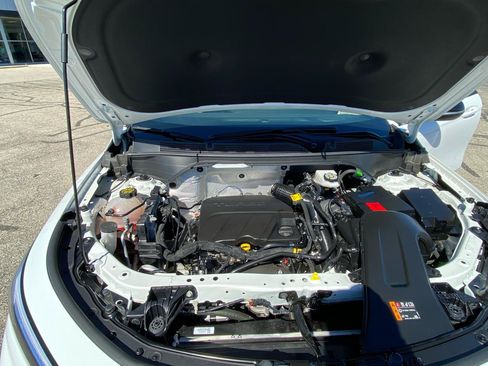Used 2025 Buick Envista Sport Touring FWD image 51