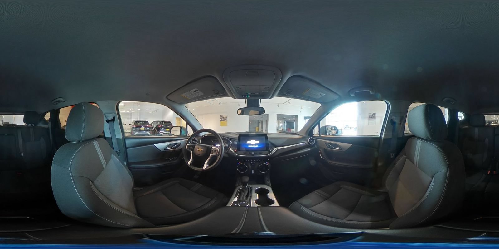 Used 2025 Chevrolet Blazer LT FWD image 42
