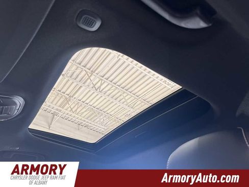 New 2025 Jeep Grand Cherokee L Altitude image 22