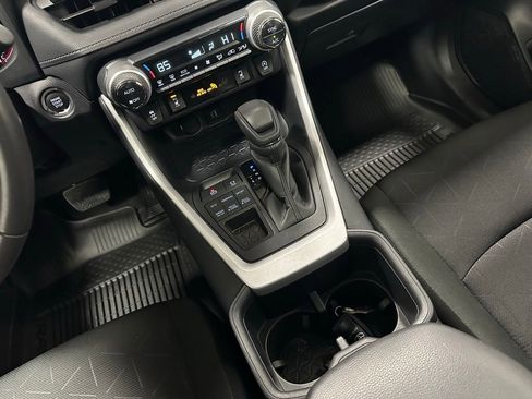 Used 2025 Toyota RAV4 XLE w/ Convenience Package image 35