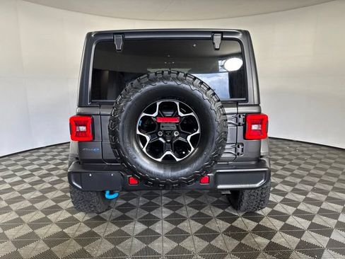 Used 2022 Jeep Wrangler Unlimited Rubicon 4xe AWD/4WD image 18