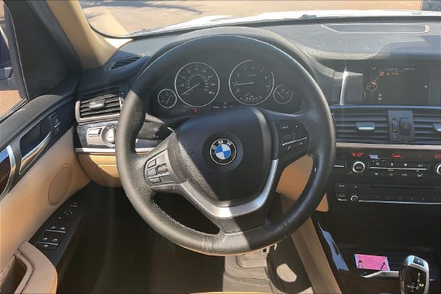 Used 2017 BMW X3 sDrive28i RWD image 6