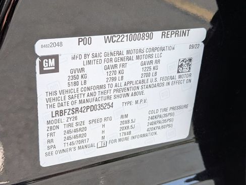 Used 2023 Buick Envision Avenir AWD/4WD image 41
