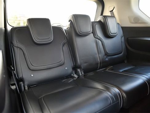 Used 2025 INFINITI QX80 Luxe image 31