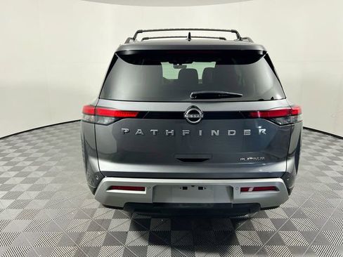 Used 2024 Nissan Pathfinder Platinum FWD image 4