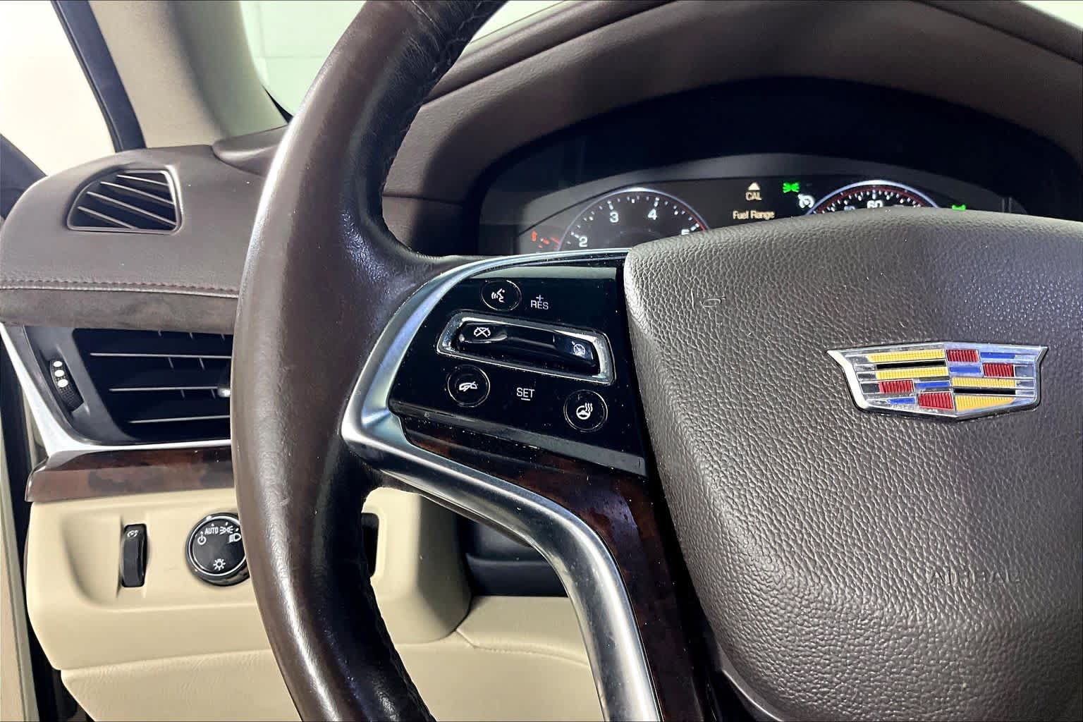 Used 2015 Cadillac Escalade ESV 2WD image 22
