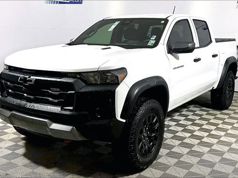 Used 2025 Chevrolet Colorado Trail Boss image 1