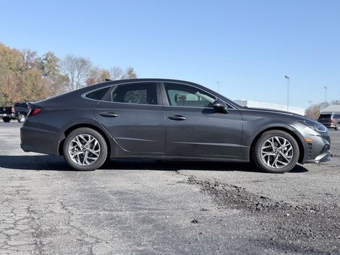 Certified 2023 Hyundai Sonata SEL w/ Preferred Accessory Package image 7