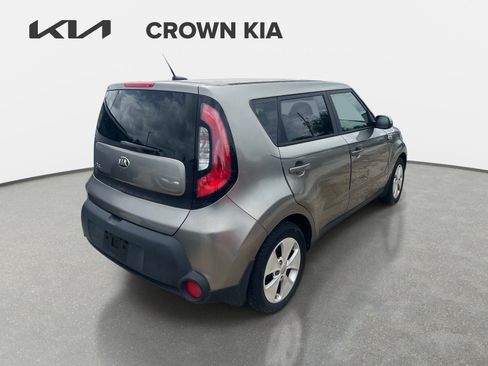 Used 2015 Kia Soul FWD image 6