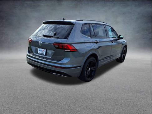 Used 2019 Volkswagen Tiguan S FWD image 7