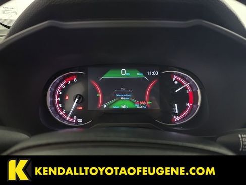 Used 2025 Toyota RAV4 XLE AWD/4WD image 11