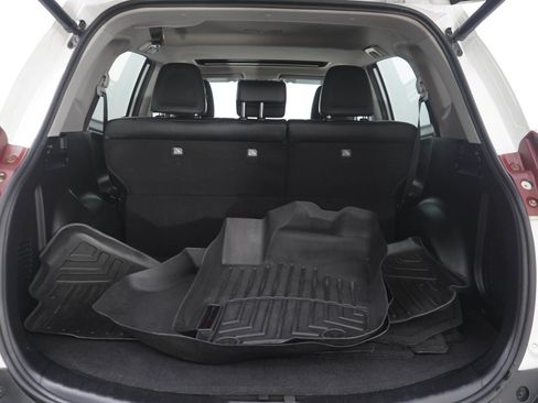 Used 2013 Toyota RAV4 Limited AWD/4WD image 9
