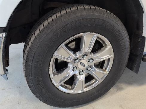 Used 2016 Ford F150 XLT w/ Equipment Group 302A Luxury AWD/4WD image 7