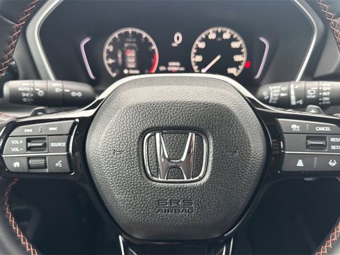 Certified 2025 Honda Pilot Sport image 25