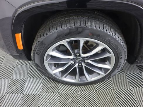 Used 2023 Jeep Wagoneer Series II w/ Premium Group I image 38