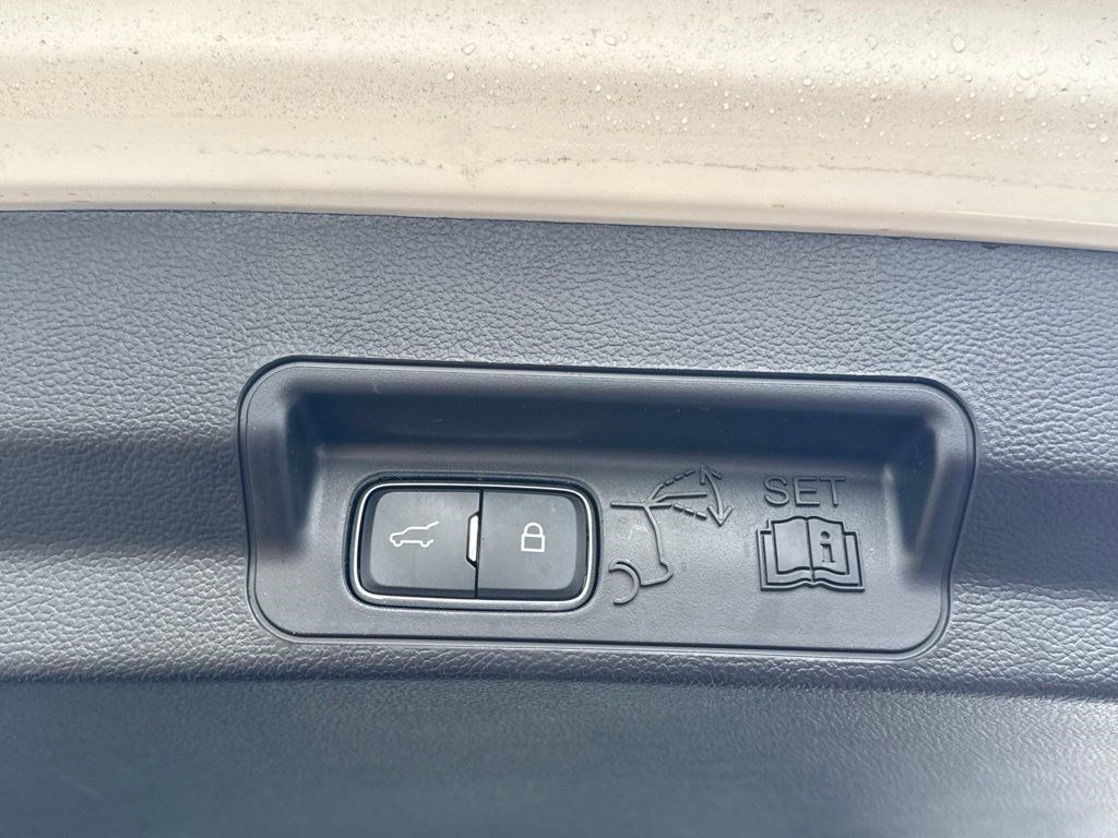 Used 2022 Ford Explorer Timberline AWD/4WD image 9