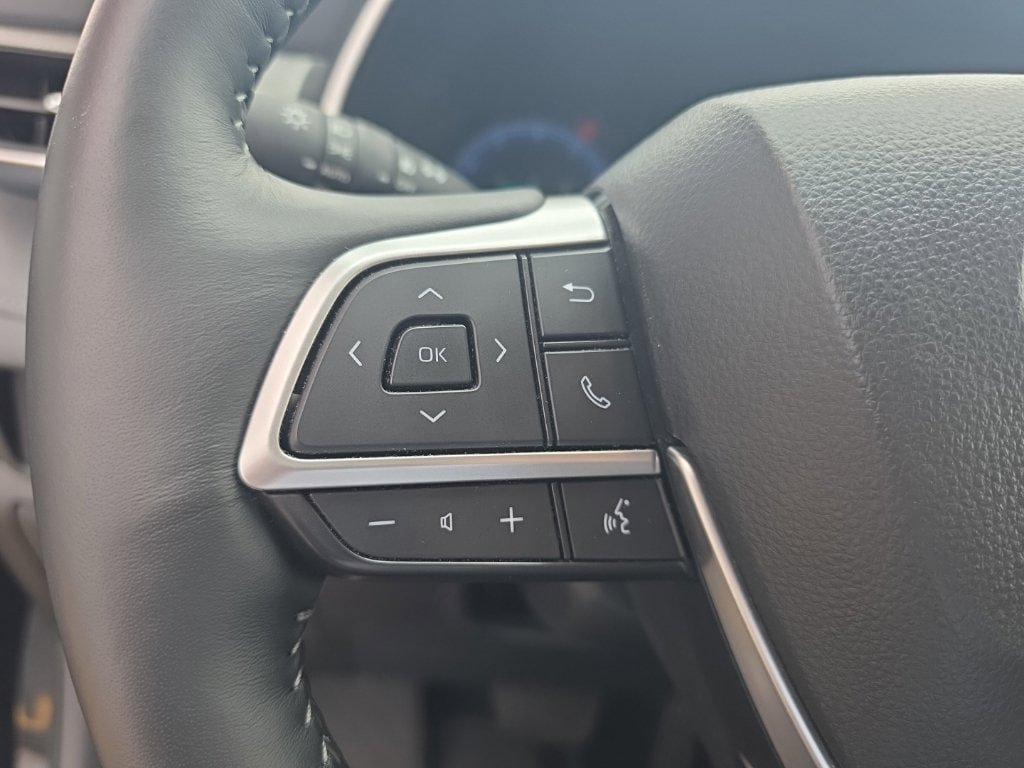 Used 2026 Toyota Highlander Platinum AWD/4WD image 21