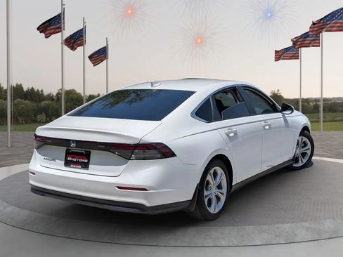 Used 2023 Honda Accord LX image 7