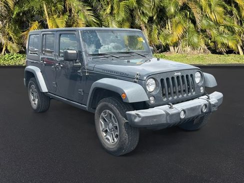 Used 2016 Jeep Wrangler Unlimited Rubicon w/ Connectivity Group AWD/4WD image 2