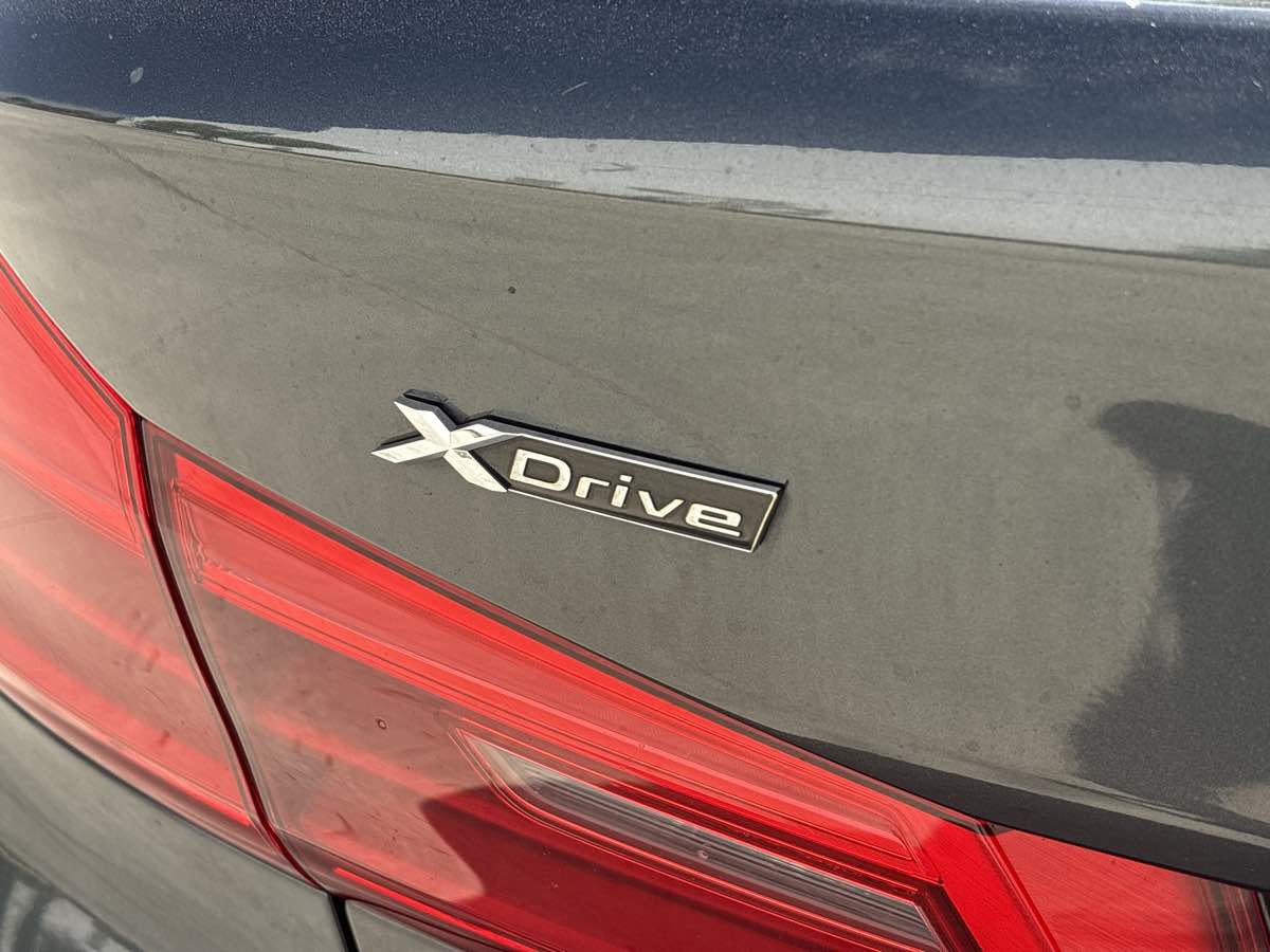 Used 2017 BMW 540i xDrive AWD/4WD image 10